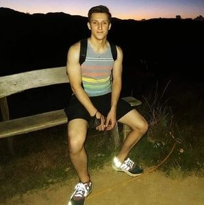 Meet your Posher, Philip